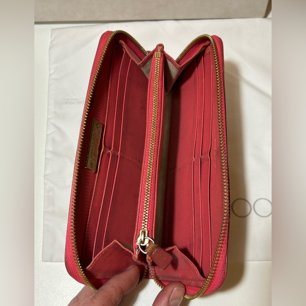 Jimmy Choo Pink Filipa Star Studded Wallet - Picture 9 of 16